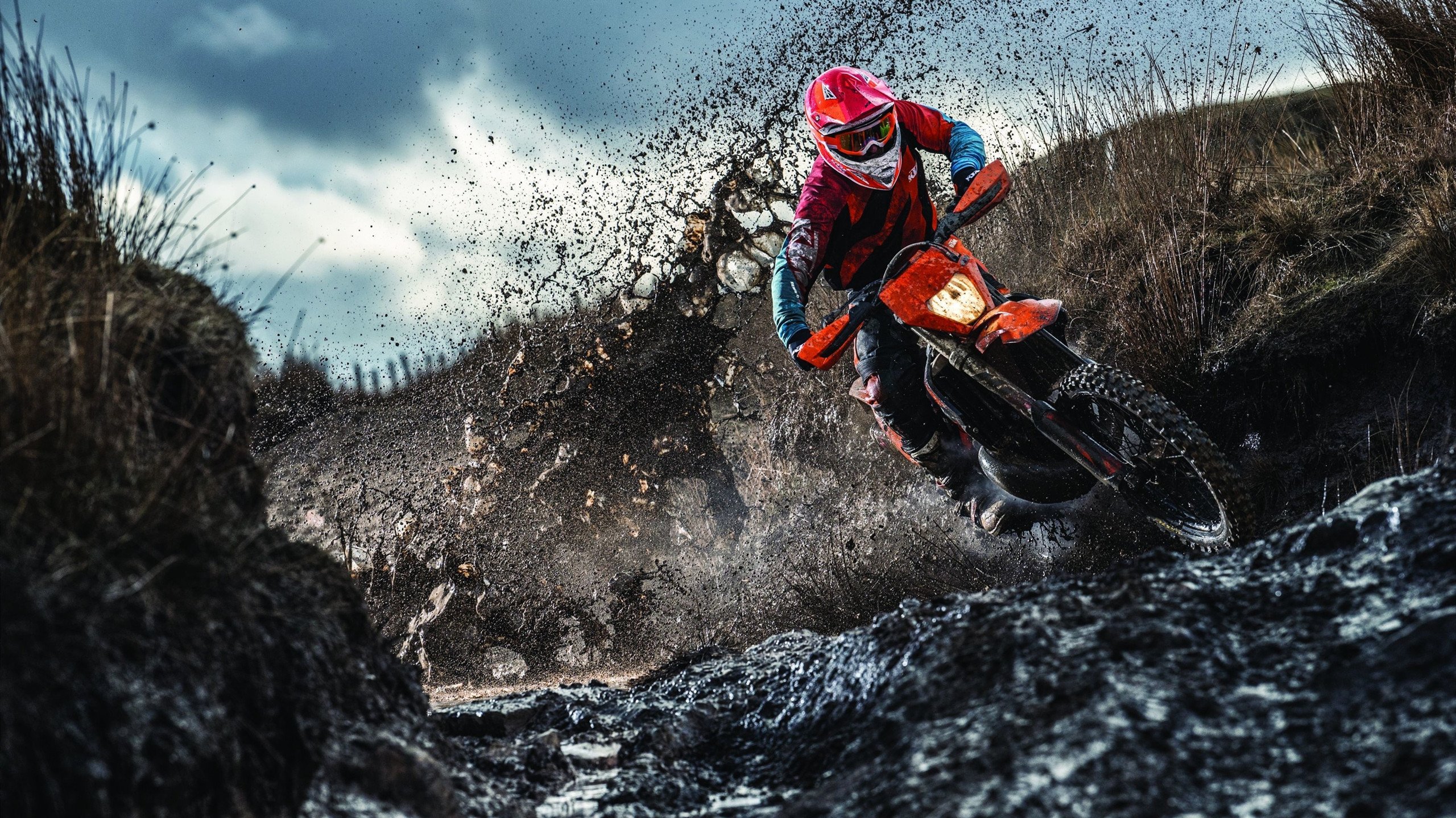 开云app安全认证-逆境中崛起的“英雄队伍”：他们如何翻盘逆转？，逆境造就英雄的案例